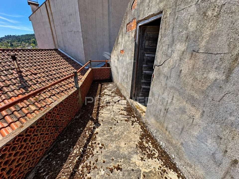 Moradia T2 para Venda em Lalim Foto 13