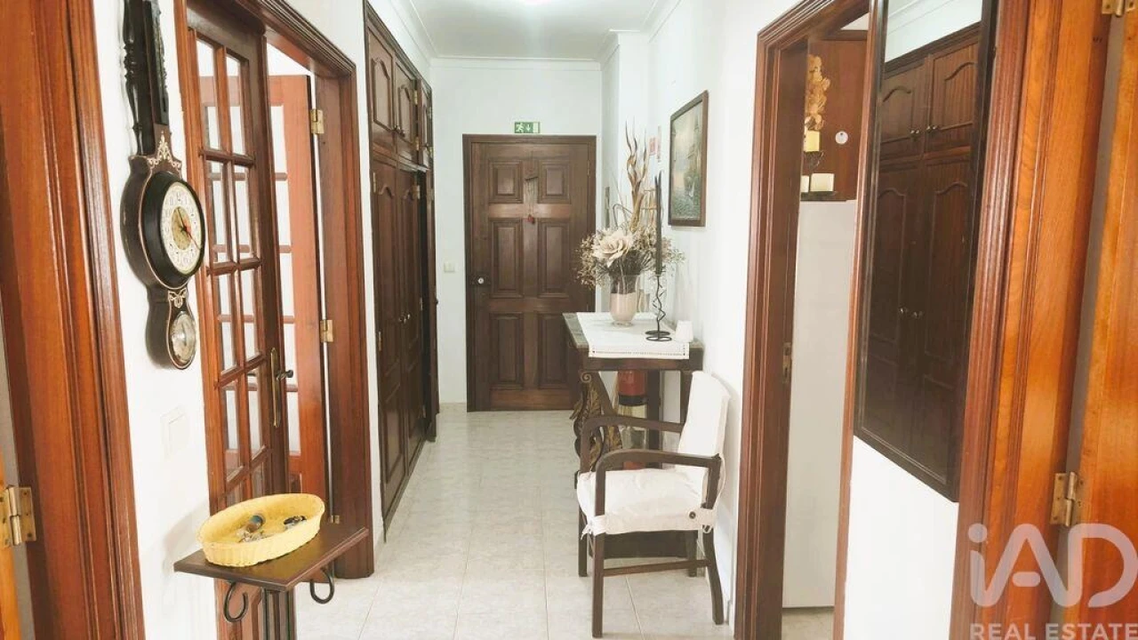 Apartamento para Venda em Peniche Foto 16