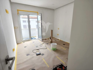 Apartamento T3 para Venda em Seixal, Arrentela e Aldeia de Paio Pires