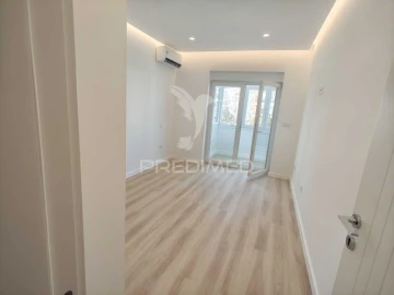 Apartamento T3 para Venda em Seixal, Arrentela e Aldeia de Paio Pires