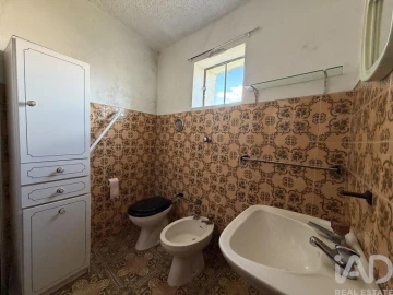 Moradia T3 para Venda em Semide e Rio Vide