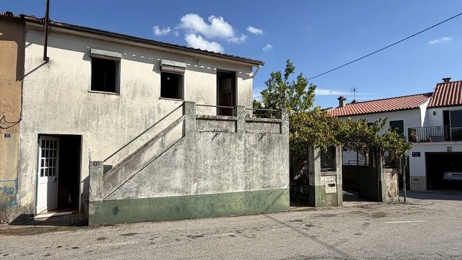 Moradia T3 para Venda em Semide e Rio Vide