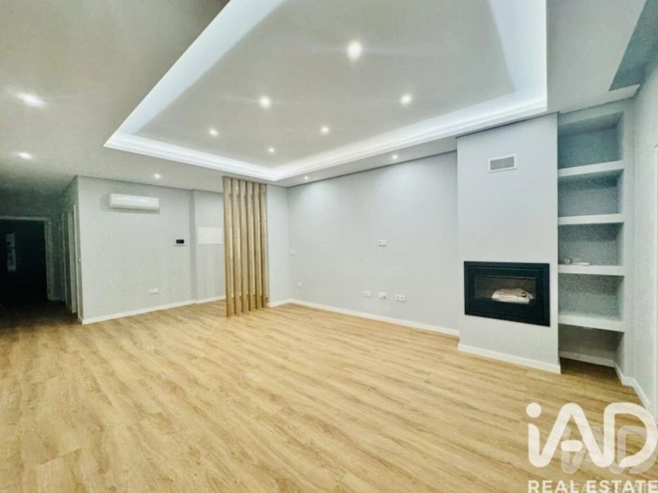 Moradia para Venda em Fernao Ferro Foto 1