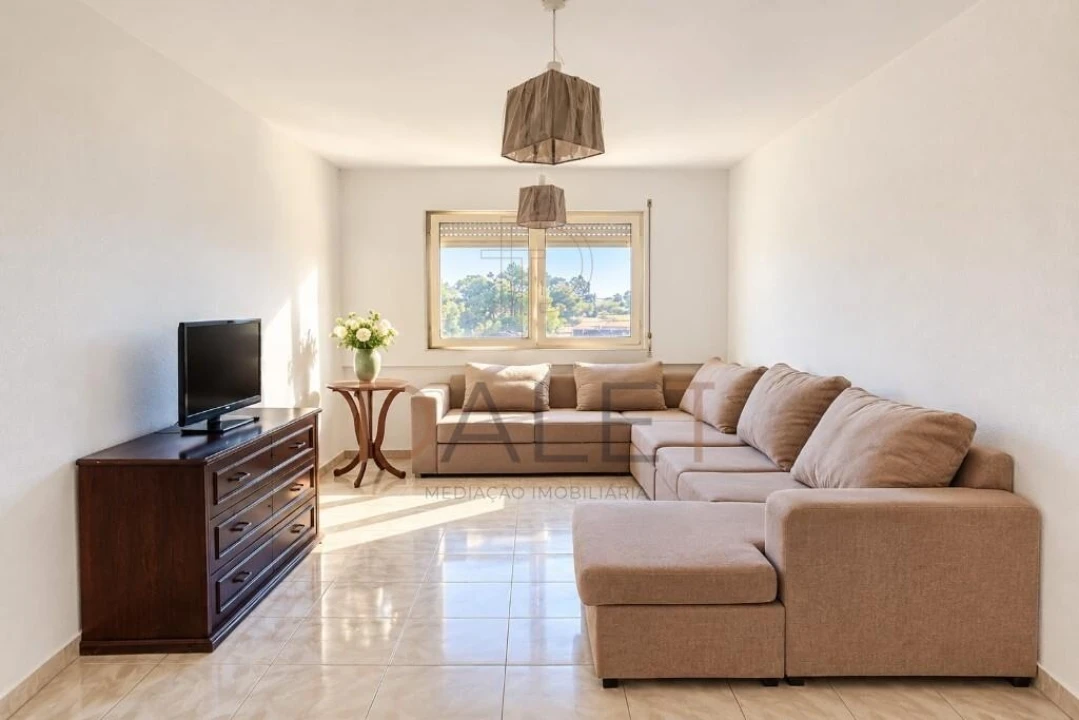 Apartamento T2 para Venda em Santo Antonio da Charneca Foto 5
