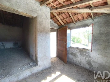 Moradia para Venda em Semide e Rio Vide