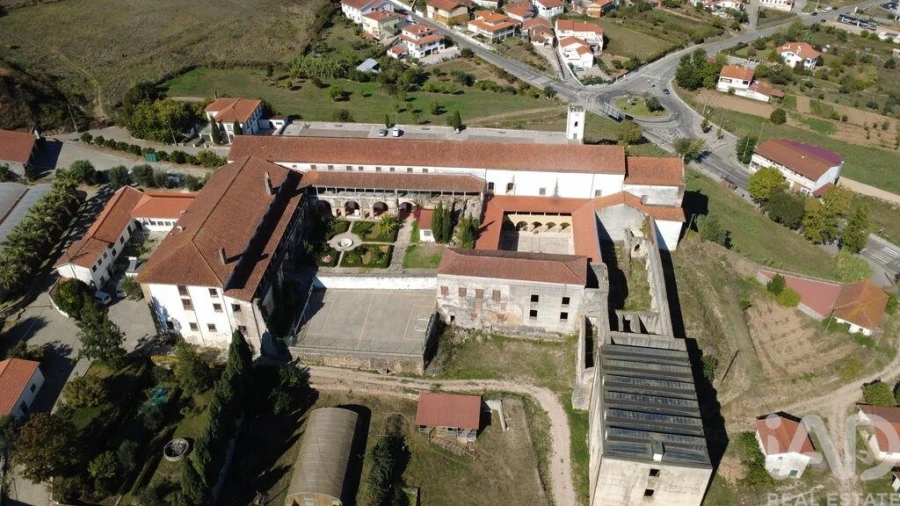 Moradia para Venda em Semide e Rio Vide Foto 35