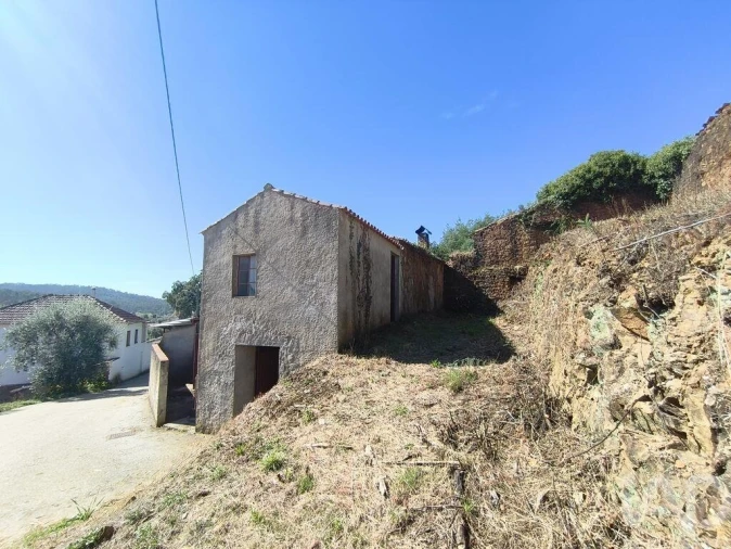 Moradia para Venda em Semide e Rio Vide Foto 26