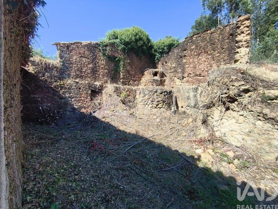 Moradia para Venda em Semide e Rio Vide Foto 29