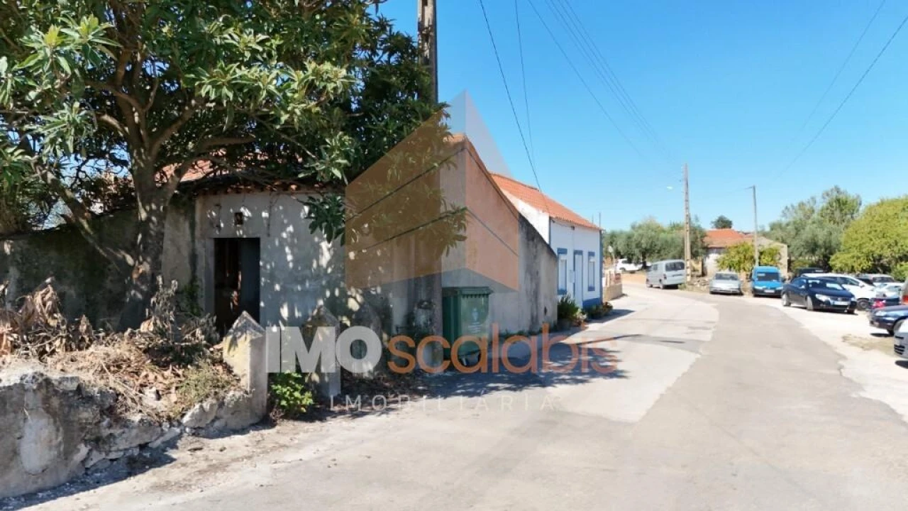 Moradia T1 para Venda em Pernes Foto 10