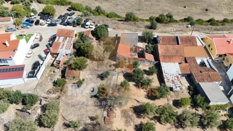 Moradia T1 para Venda em Pernes