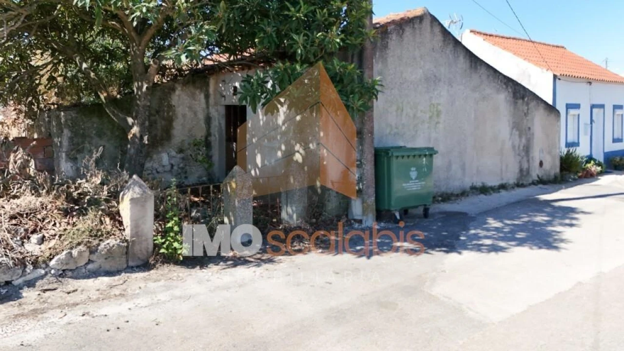Moradia T1 para Venda em Pernes Foto 2