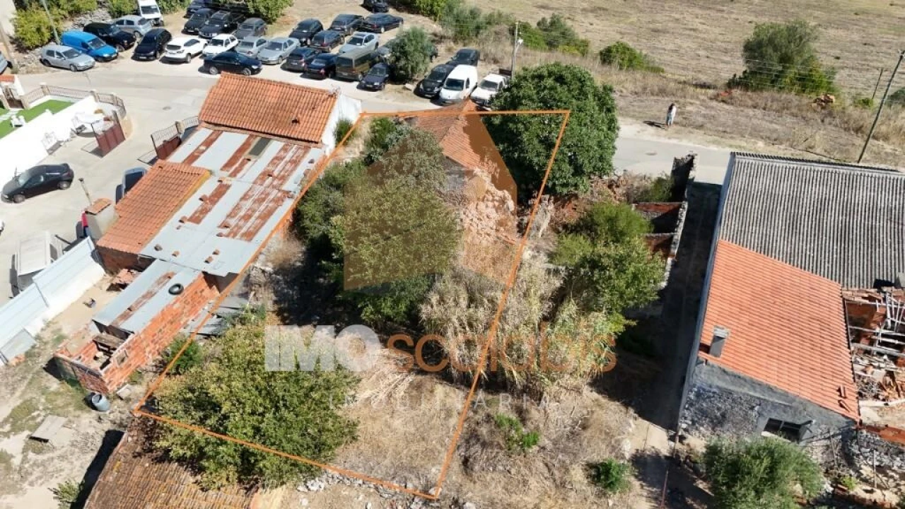 Moradia T1 para Venda em Pernes Foto 21