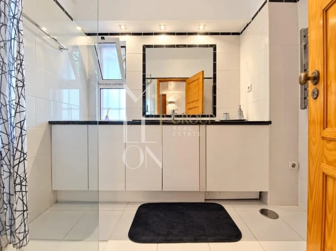 Apartamento T1 para Venda em Quarteira Foto 10