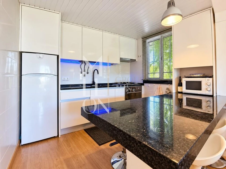 Apartamento T1 para Venda em Quarteira Foto 5