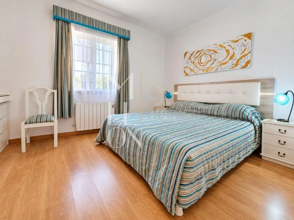 Apartamento T1 para Venda em Quarteira Foto 8