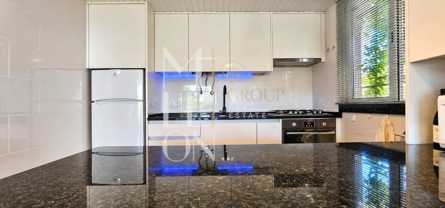 Apartamento T1 para Venda em Quarteira Foto 29