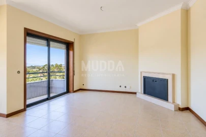 Apartamento T3 para Venda em Paços de Brandão