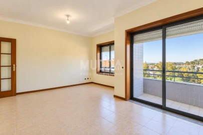Apartamento T3 para Venda em Paços de Brandão