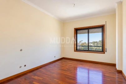 Apartamento T3 para Venda em Paços de Brandão