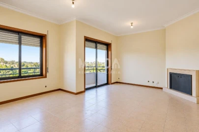 Apartamento T3 para Venda em Paços de Brandão