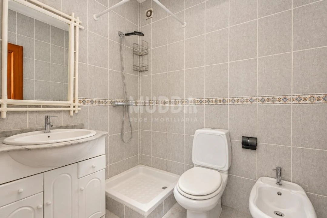 Apartamento T3 para Venda em Paços de Brandão Foto 23