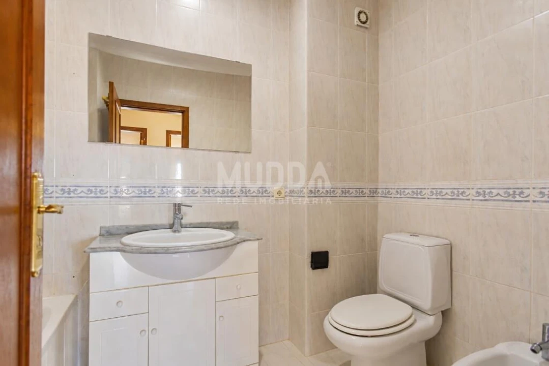 Apartamento T3 para Venda em Paços de Brandão Foto 16