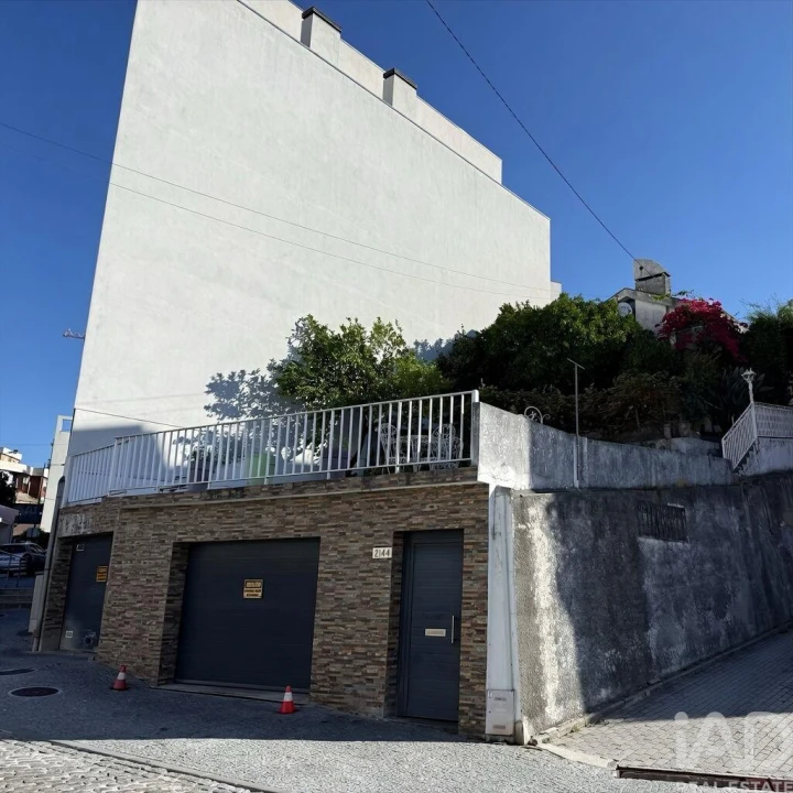 Moradia T3 para Venda em Peso da Régua e Godim Foto 2