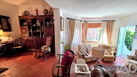 Moradia T3 para Venda em Peso da Régua e Godim