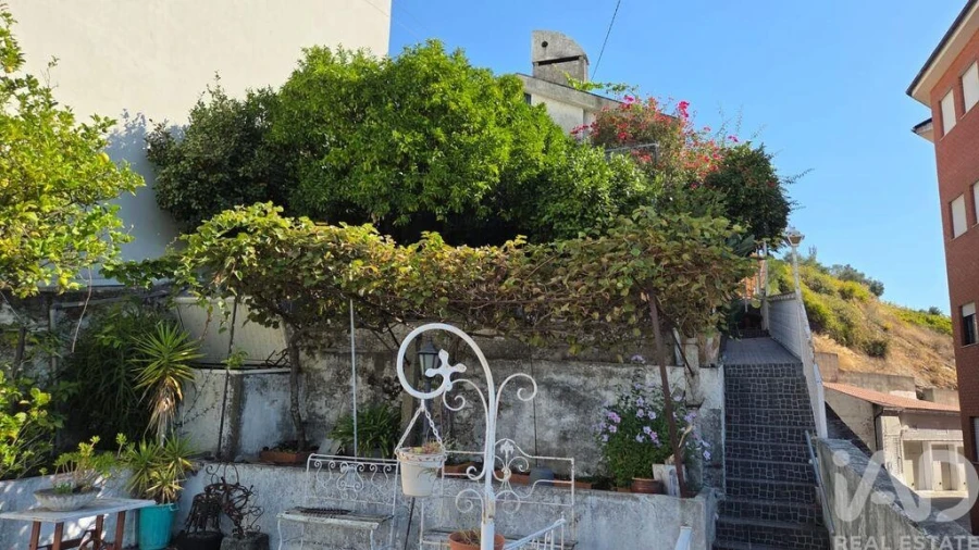 Moradia T3 para Venda em Peso da Régua e Godim Foto 18