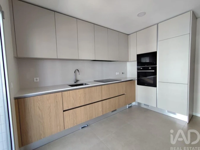 Apartamento T3 para Venda em Tavarede Foto 9