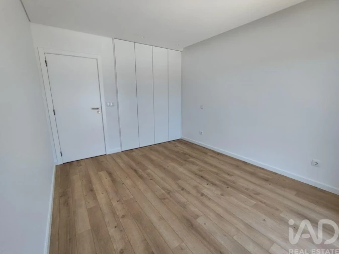 Apartamento T3 para Venda em Tavarede Foto 8