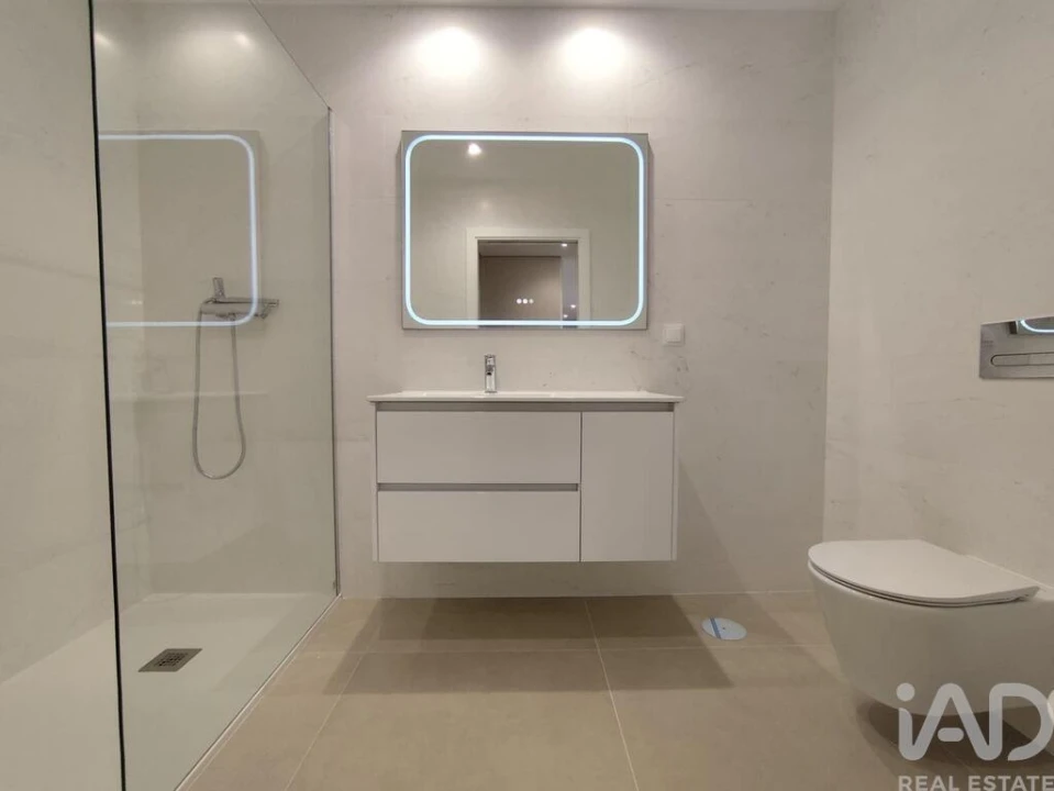 Apartamento T3 para Venda em Tavarede Foto 12