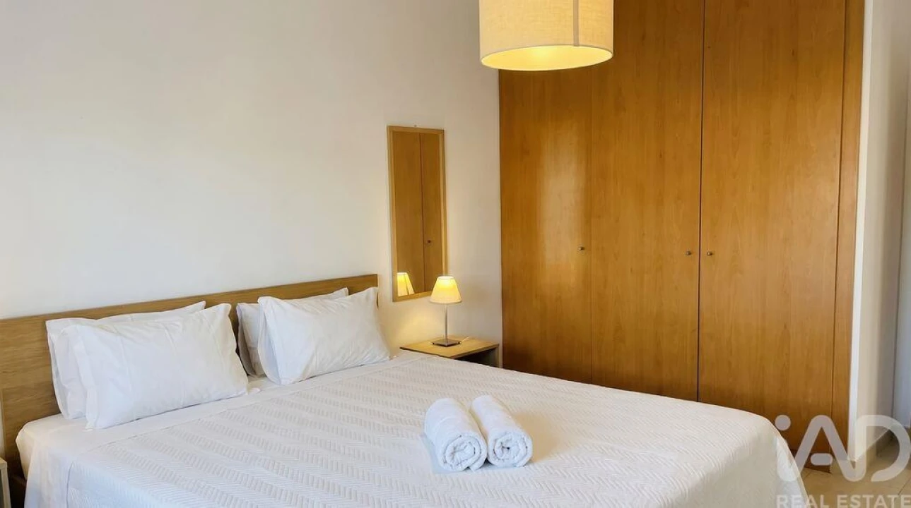 Apartamento T1 para Venda em Quinta do Anjo Foto 1