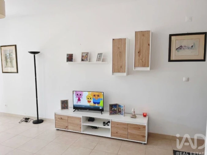 Apartamento T1 para Venda em Quinta do Anjo Foto 8