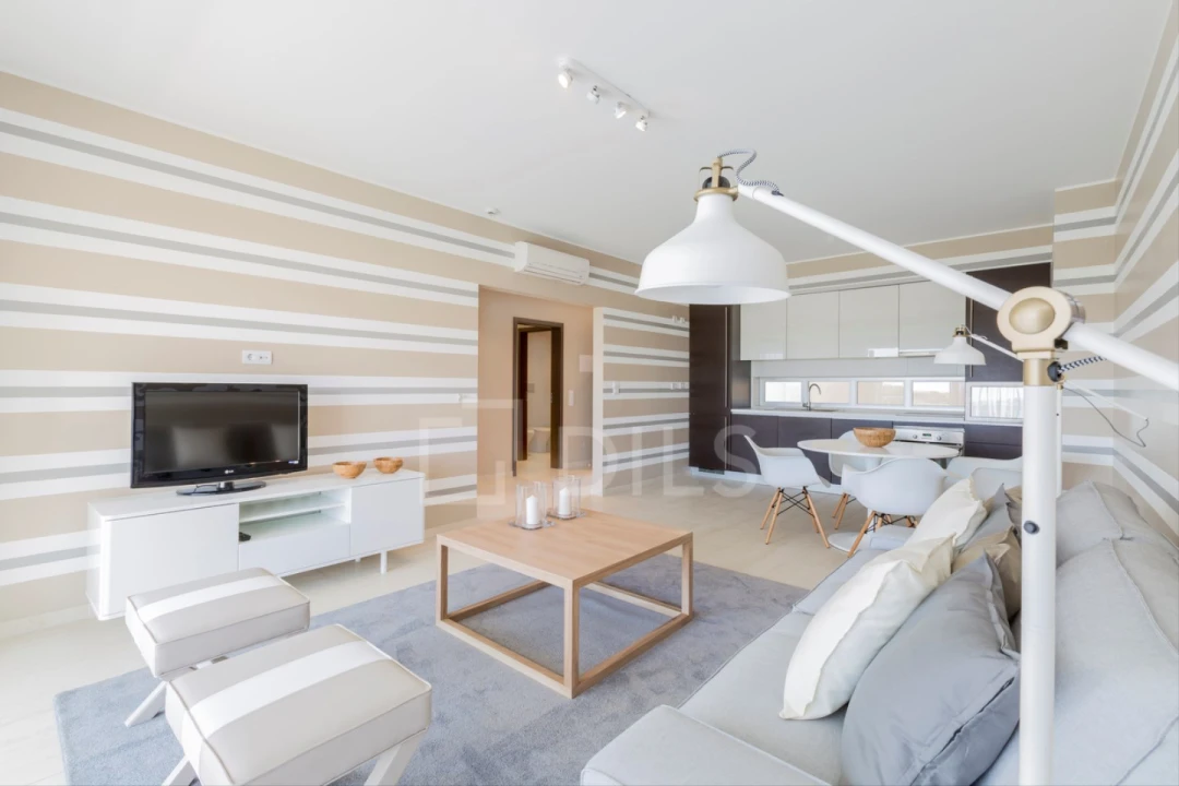 Apartamento T1 para Venda em Quarteira Foto 4