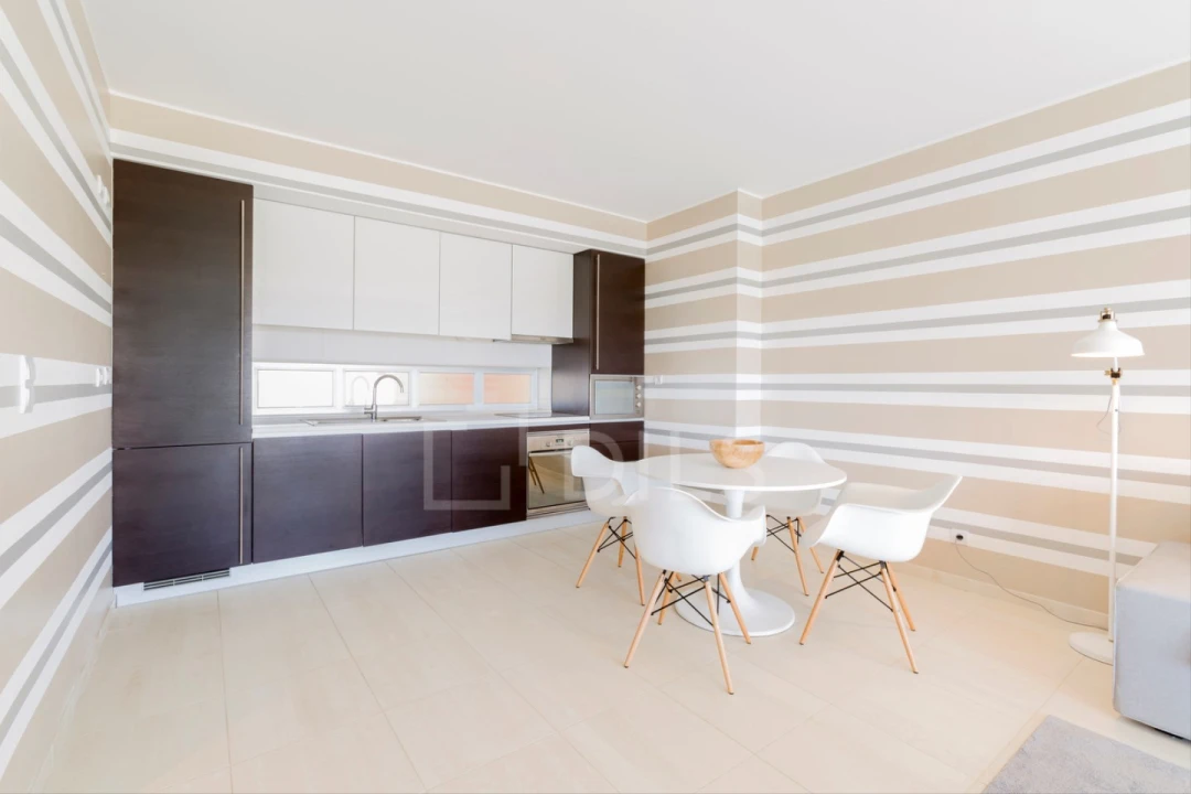 Apartamento T1 para Venda em Quarteira Foto 12