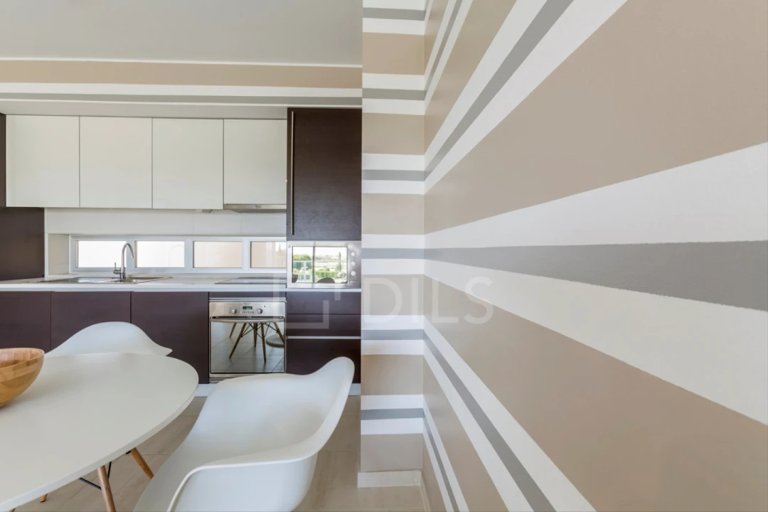 Apartamento T1 para Venda em Quarteira Foto 16