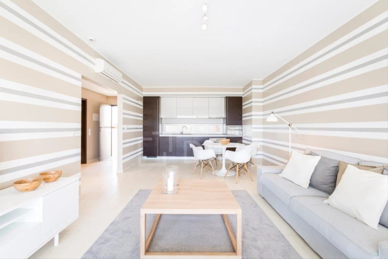 Apartamento T1 para Venda em Quarteira Foto 8