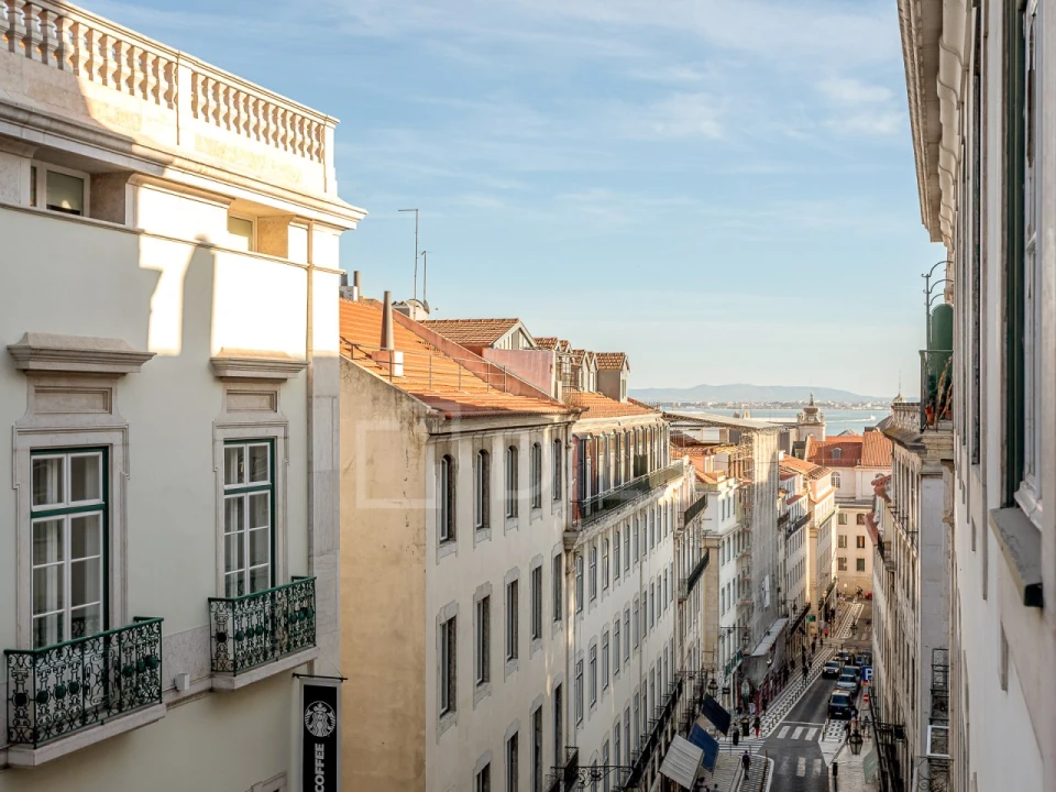Apartamento T1 para Venda em Santa Maria Maior Foto 1