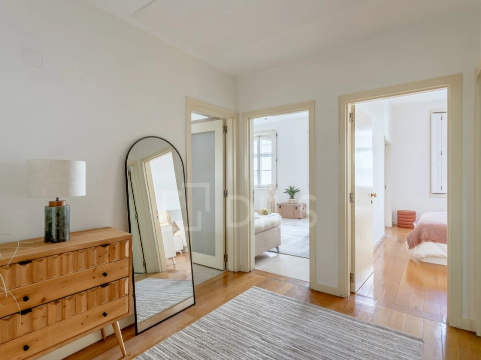 Apartamento T1 para Venda em Santa Maria Maior Foto 8