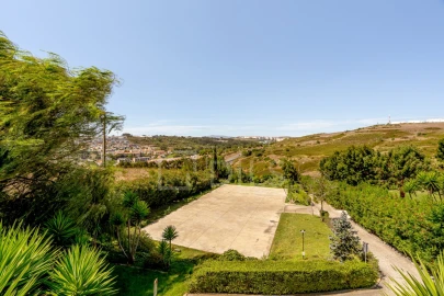 Moradia T12 para Venda em Barcarena