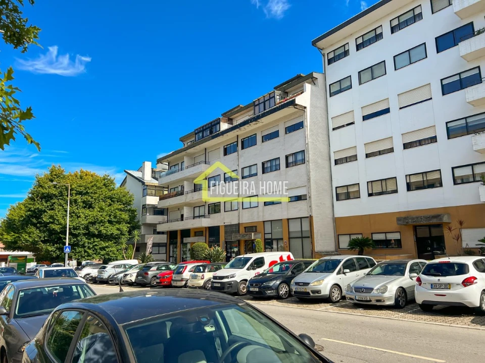 Apartamento T2 para Venda em Paranhos Foto 1
