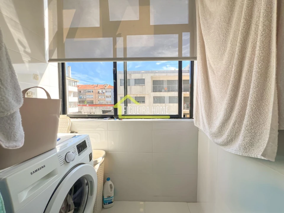 Apartamento T2 para Venda em Paranhos Foto 26