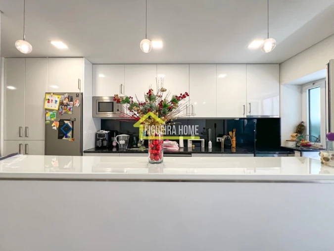 Apartamento T2 para Venda em Paranhos Foto 21