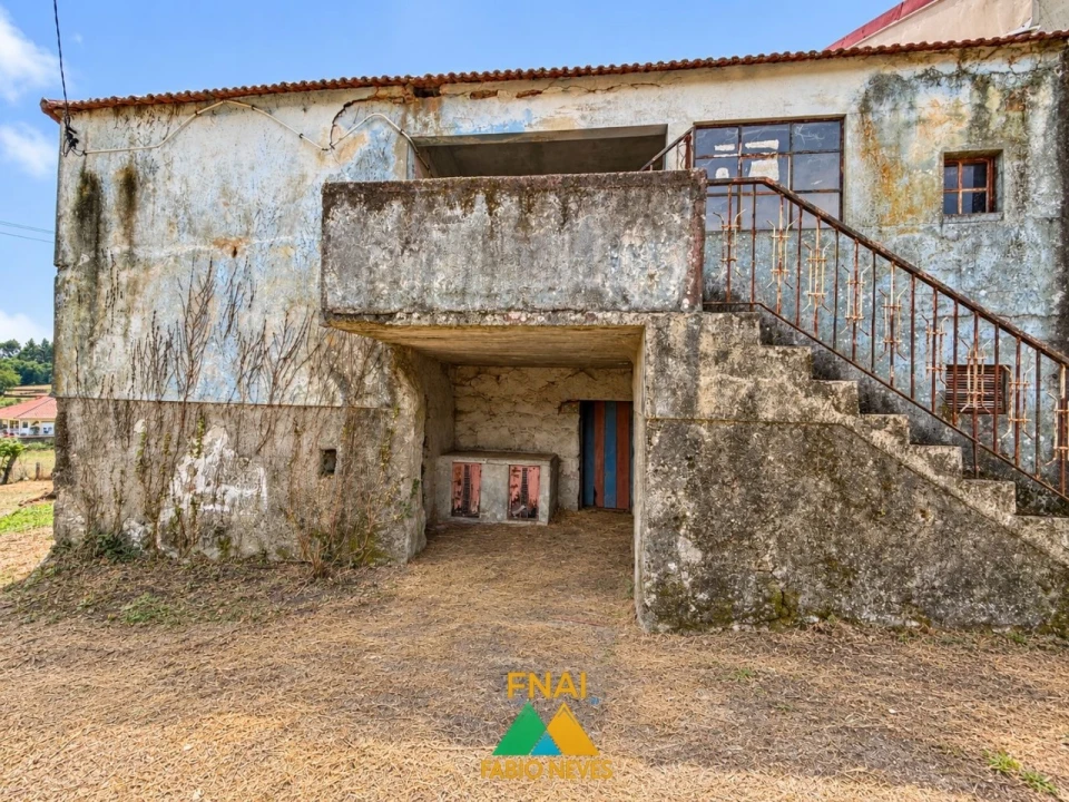 Moradia T2 para Venda em Miranda Foto 2