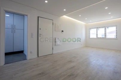 Apartamento T3 para Venda em Seixal, Arrentela e Aldeia de Paio Pires