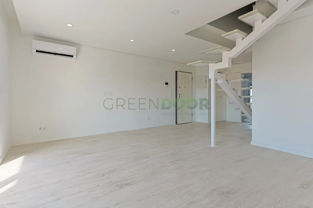 Apartamento T2 para Venda em Seixal, Arrentela e Aldeia de Paio Pires Foto 11