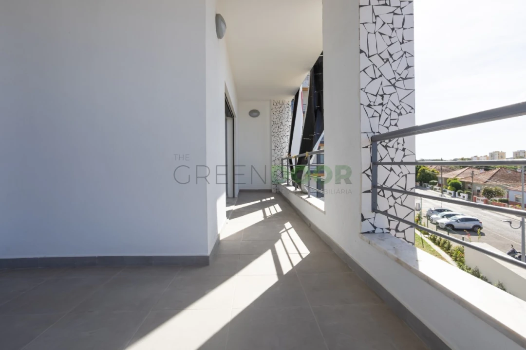 Apartamento T2 para Venda em Seixal, Arrentela e Aldeia de Paio Pires Foto 16