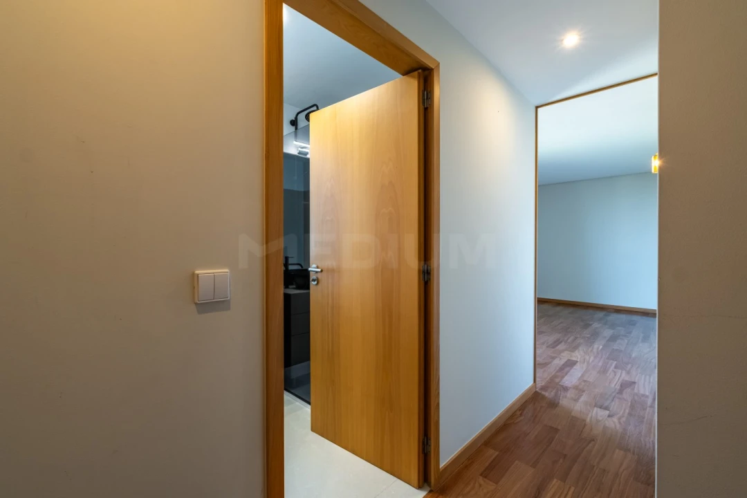 Apartamento T2 para Venda em Azurara Foto 15