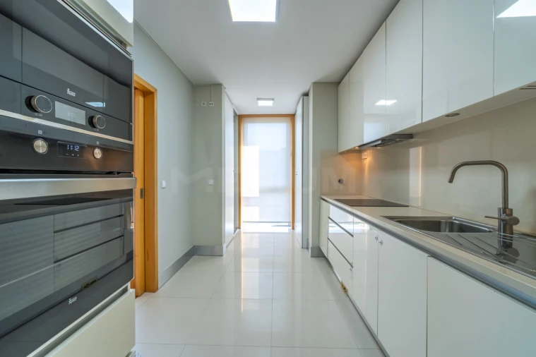 Apartamento T2 para Venda em Azurara Foto 9